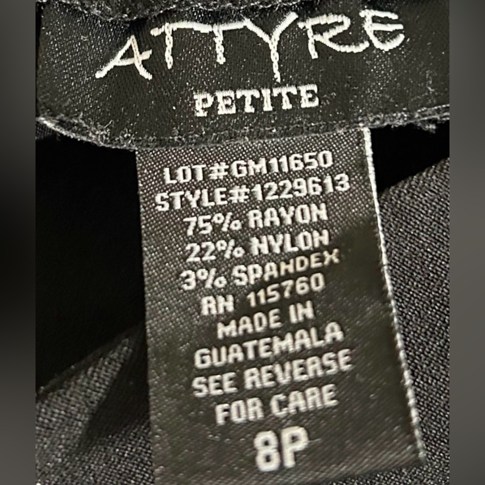 Attyre women’s capris - Picture 7 of 8